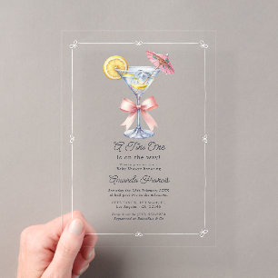 Eine Tini ist auf dem Weg Martini Baby Shower Acryleinladungen