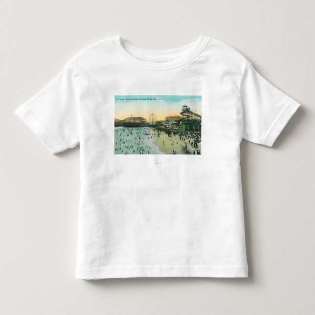 Eine typische badenszene am Strand Kleinkind T-shirt (Vorderseite)