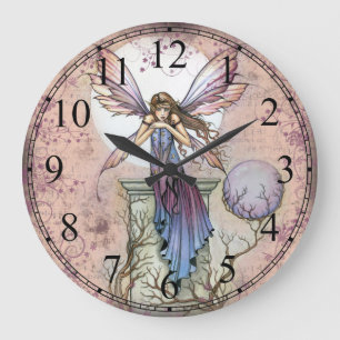 Eine Uhr mit Feen-Fantasie-Kunst für zum Nachdenke