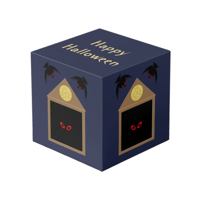 Eine Unfreundlichkeit von Ravens Halloween Würfel (Vorderseite Schrägansicht)