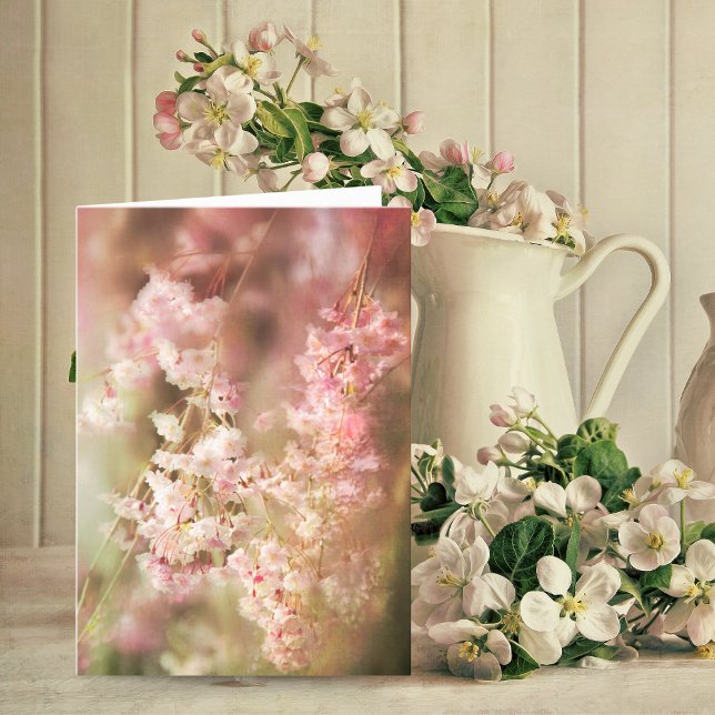 Eine unscharfe, rosa weinende Willow Blank Karte (Charming pink weeping willow card, perfect for heartfelt, personalized messages.)