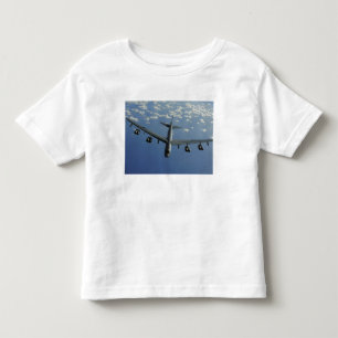Eine US-Luftwaffe B-52 Stratofortress Kleinkind T-shirt