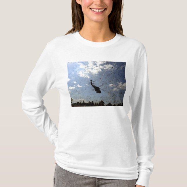 Eine US-Marine HH-60 Seahawk T-Shirt (Vorderseite)