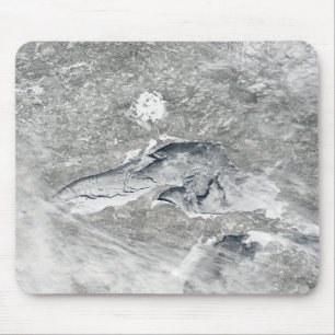 Eine verhältnismäßig seltene Decke des Eises Mousepad