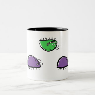eine verrückte Wanze Zweifarbige Tasse