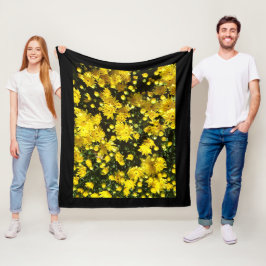 Eine Vielzahl gelber Mums Fleecedecke