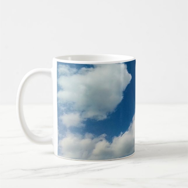 Eine Weichheit den Wolken Kaffeetasse (Links)