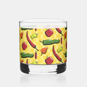 Eine Welt der Paprikaschoten des Chilis Whiskyglas