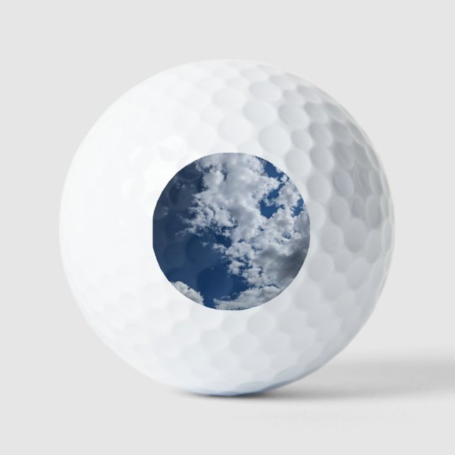Eine Wolkenseite Golfball (Vorderseite)