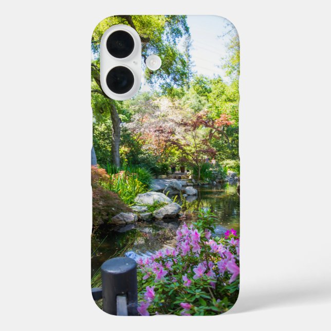 eine wunderschöne Frühlingslandschaft im Garten iPhone 16 Hülle (Rückseite)