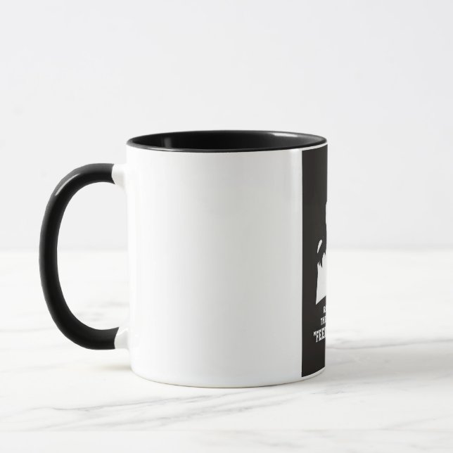 Eine wunderschöne, in den 60er Jahren Inspirierte  Tasse (Links)