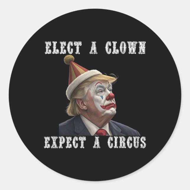 Einen Clown wählen, der von einem Zirkuszaun gegen Runder Aufkleber (Vorderseite)