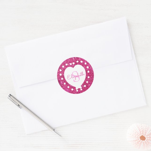 Einen Namen Monogram Pink Glitzer White Heart hinz Runder Aufkleber (Umschlag)