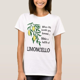 Einen Stapel Limoncello Lemon Lemon Likör erstelle T-Shirt