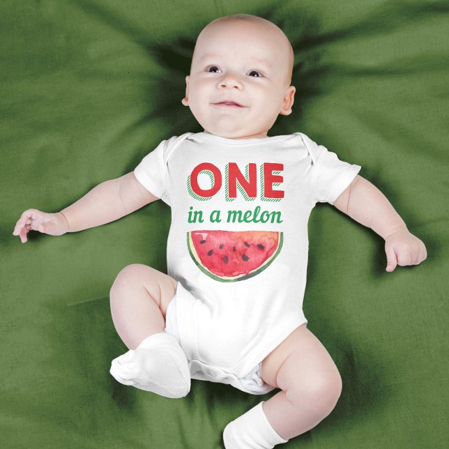 Eines von Melon Watermelon Summer Birthday Geschen Baby Strampler (Von Creator hochgeladen)