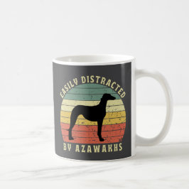 Einfach abgelenkt durch Azawakhs Kaffeetasse
