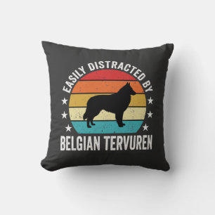Einfach abgelenkt durch belgischen Tervuren-Hund Kissen