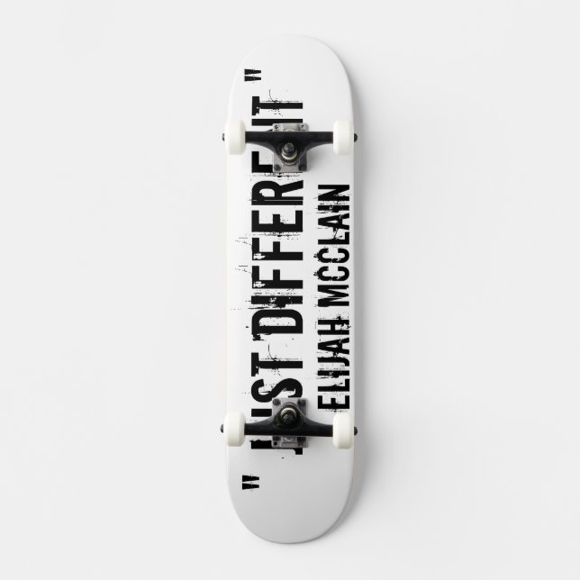 EINFACH ANDERS  ELIJAH MCCLAIN Skateboard (Vorderseite)