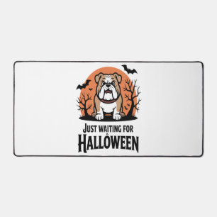 Einfach auf Halloween-Hund warten Schreibtischunterlage