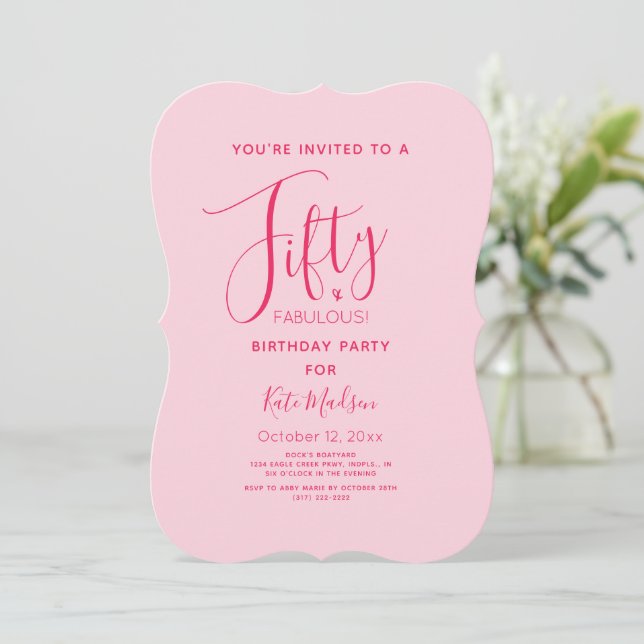 Einfach Chic 50 & FABULOUS! Pink Birthday Party Einladung (Stehend Vorderseite)