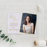 Einfach Chic Foto Vielen Dank Abschluss Foil Card Folieneinladung<br><div class="desc">Danke in Stil! Diese echte Folie gepresst Abschluss danke Ihnen Karten werden sicher sein,  Ihre Familie und Freunde zu wohnen! Fügen Sie einfach Ihr Foto hinzu und passen Sie die Formulierung mithilfe des Vorlagenbereichs an.</div>