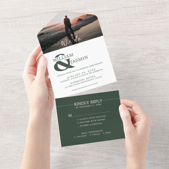 Einfach elegante dunkelgrüne Hochzeit im Weißen Fo All In One Einladung (Abreißen)