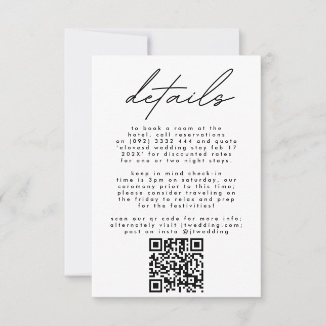 Einfach eleganter Schwarz-Weiß-Text Hochzeit QR CO RSVP Karte (Vorderseite)