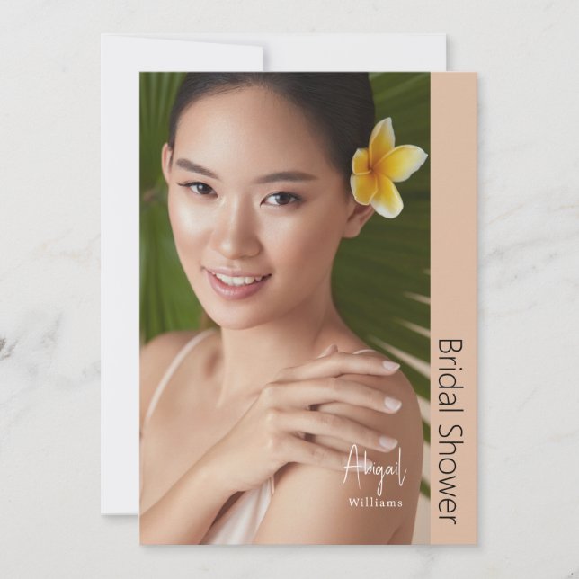 Einfach ihre moderne Braut Foto Beige Brautparty Einladung (Vorderseite)