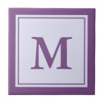 Einfach Lila und weiß Mit Monogramm Fliese<br><div class="desc">Sie können diese lila mit Monogramm Keramik mit Ihrem Monogramm/Initial anpassen.</div>