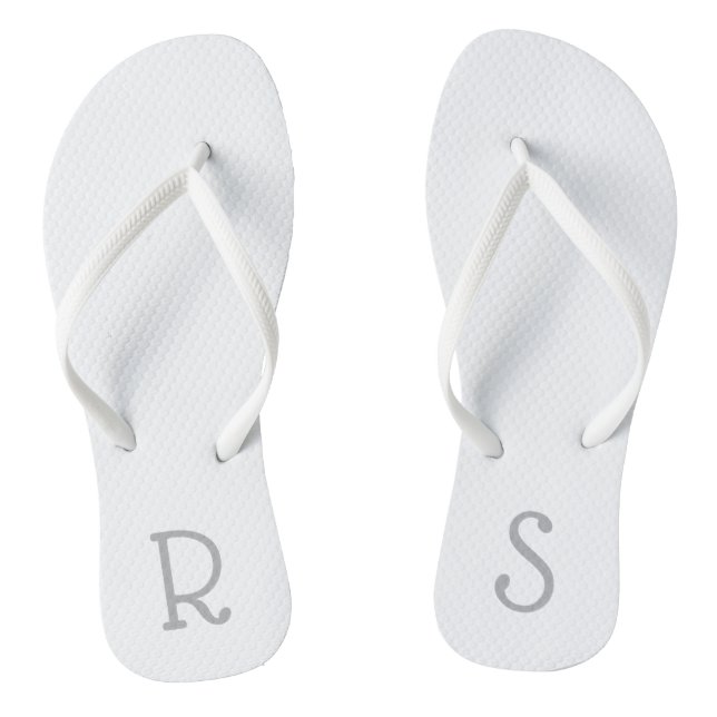Einfach Minimalistisches Monogramm Schlicht grau Flip Flops (Fußbett)