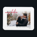 Einfach Red Merry Christmas White Card Magnet<br><div class="desc">Wünschen Sie Ihren Freunden und Familie Frohe Weihnachten in dieser Weihnachtszeit mit diesem Foto Weihnachtskarte. Denken Sie daran,  Umschläge zu Ihrer Bestellung hinzuzufügen.</div>