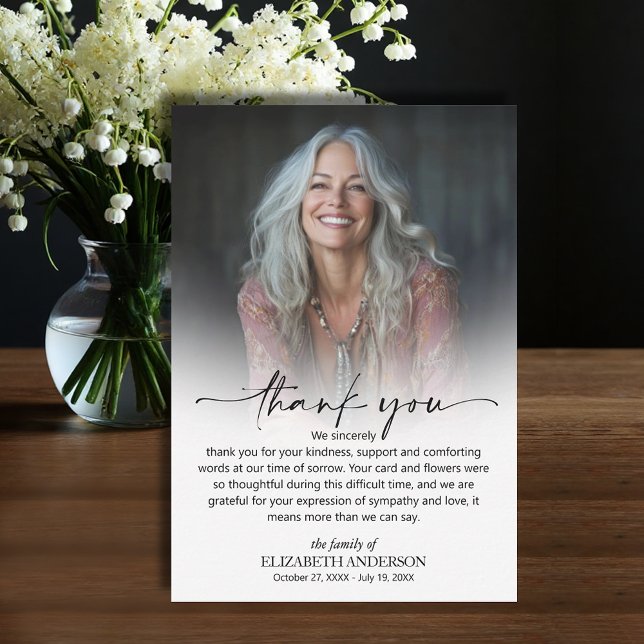 Einfache Beerdigungsfoto Dankeskarte (Funeral Thank You Card with your message printed over your loved one's photo, default size 3.5" x 5")