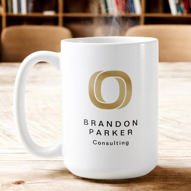 Einfache Berufliche Gold-Business-Logos und -Namen Kaffeetasse (Von Creator hochgeladen)