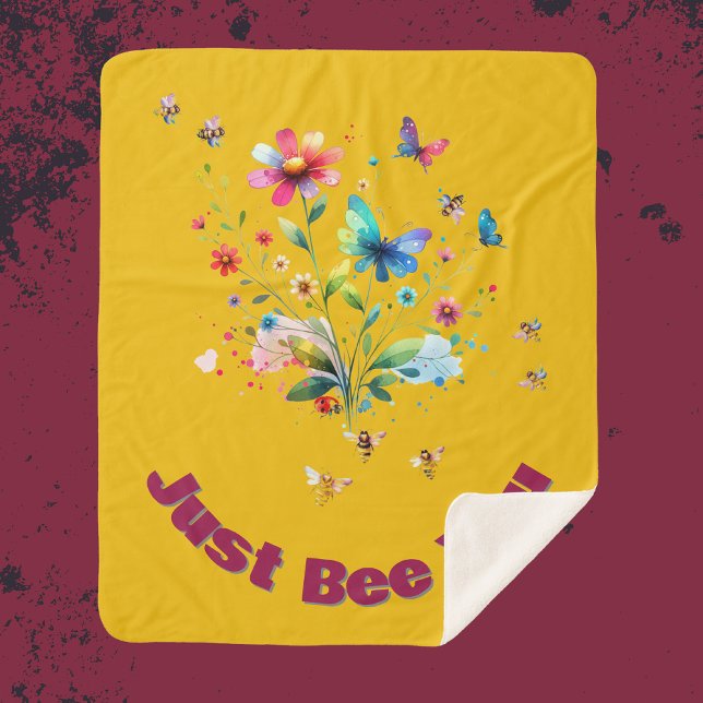 Einfache Blumenbeere auf Senf Sherpadecke (Von Creator hochgeladen)