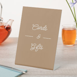 Einfache braune Hochzeitskarten und Geschenke Sockelschild