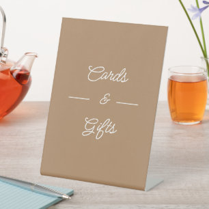 Einfache braune Hochzeitskarten und Geschenke Sockelschild