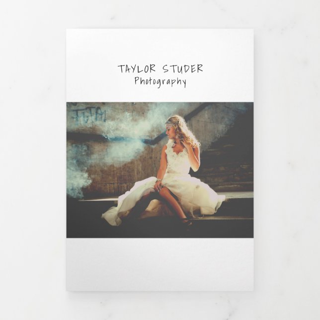 Einfache Broschüre für Schwarz-weiße Fotografen (Cover)