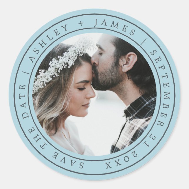 Einfache Chic Save the Date Hochzeit Foto Blue Runder Aufkleber (Vorderseite)