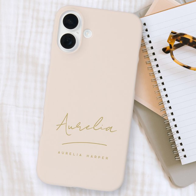 Einfache Chic Script Monogram Blush Pink Gold iPhone 16 Plus Hülle (Von Creator hochgeladen)