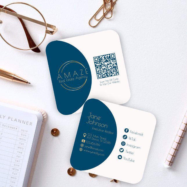 Einfache Design Realtor Business Card mit QR Code Quadratische Visitenkarte (Von Creator hochgeladen)