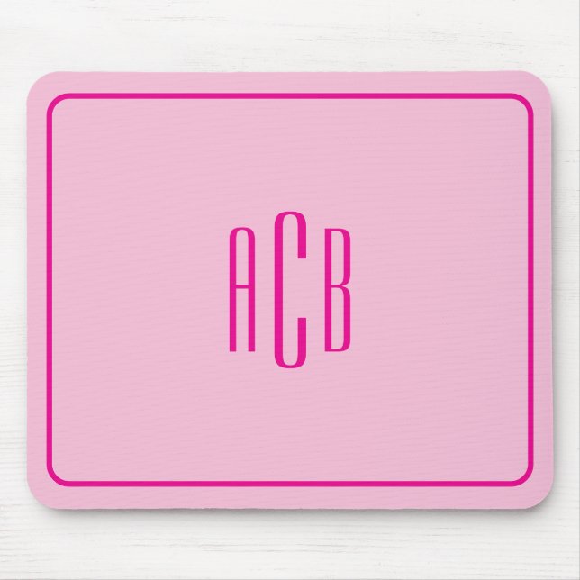 Einfache dreibuchstabige hellrosa Monogrammgrenze Mousepad (Vorne)