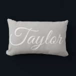 Einfache Eleganalize Name Monogram Lendenkissen<br><div class="desc">Einfache Eleganalize Name Monogram Lumbar Pillow</div>