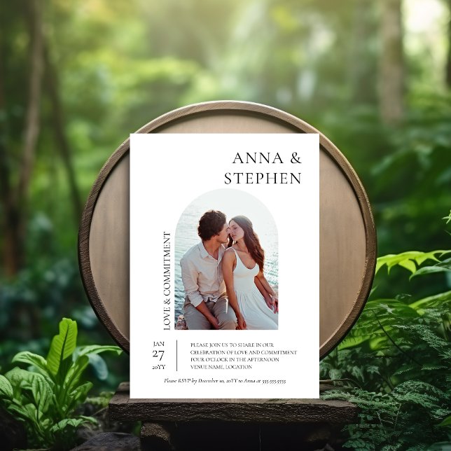 Einfache Elegance Foto Commitment Zeremonie Einladung (Simple elegance commitment ceremony or vow exchange party invitation front view.)