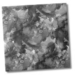Einfache Elegant Grau Black Fliese<br><div class="desc">Niedliche moderne Minimal Elegant Gray Black Watercolor Keramik Fliesen. Eine weiche, graue und schwarze Aquarellwand bietet die Leinwand für einen niedlichen und zeitgemäßen Küchenbacksplash oder Badetuch. Gibt ein wenig Marmorflasche oder Alkoholtupfer. Ein wenig Stil und Pizzaz, ohne über die Spitze zu sein.</div>