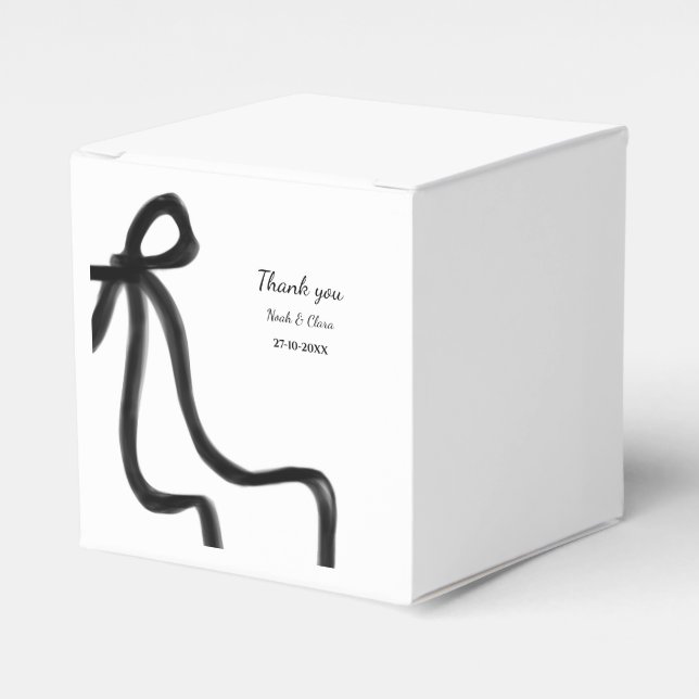 Einfache Elegant Minimalistisch Black Bow Classic Geschenkschachtel (Vorderseite)