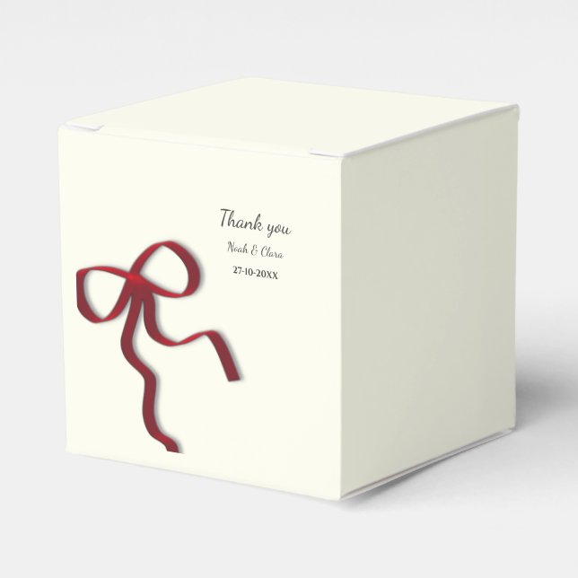 Einfache Elegant Minimalistisch Red Bow Classic Geschenkschachtel (Vorderseite)