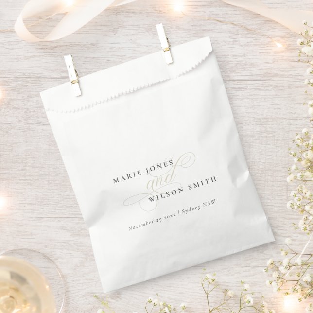 Einfache Elegante Chic Script Black & White Weddin Geschenktütchen (Ausgeschnitten)