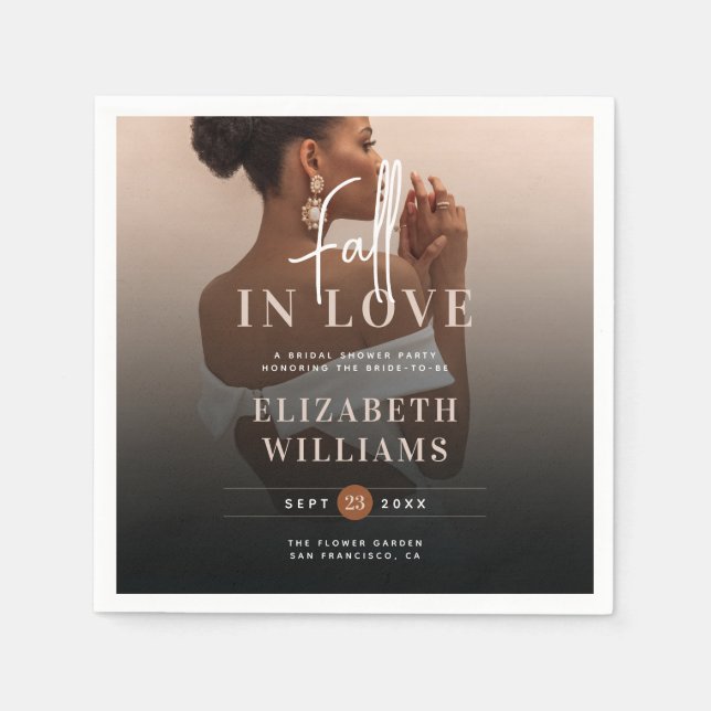 Einfache Elegante Fall in Liebe Foto Brautparty Serviette (Vorderseite)