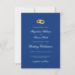 einfache, elegante Hochzeitsringe auf blauem Hinte Einladung