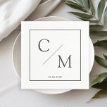 Einfache elegante Monogramm-Serviette Serviette<br><div class="desc">Kundenspezifische,  moderne,  einfache,  elegante weiße,  graue Hochzeitslippe Einfach in wenigen Minuten Ihr Produkt bearbeiten. Sie können Schriftart/Größe/Farbe und Position mit "weiter personalisieren" ändern.</div>